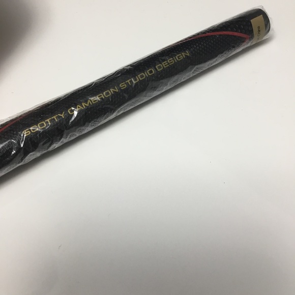 Scotty Cameron Matador XL/ Oversize Grip Black Red New In Bag 100% AUTENTIC - Picture 3 of 4